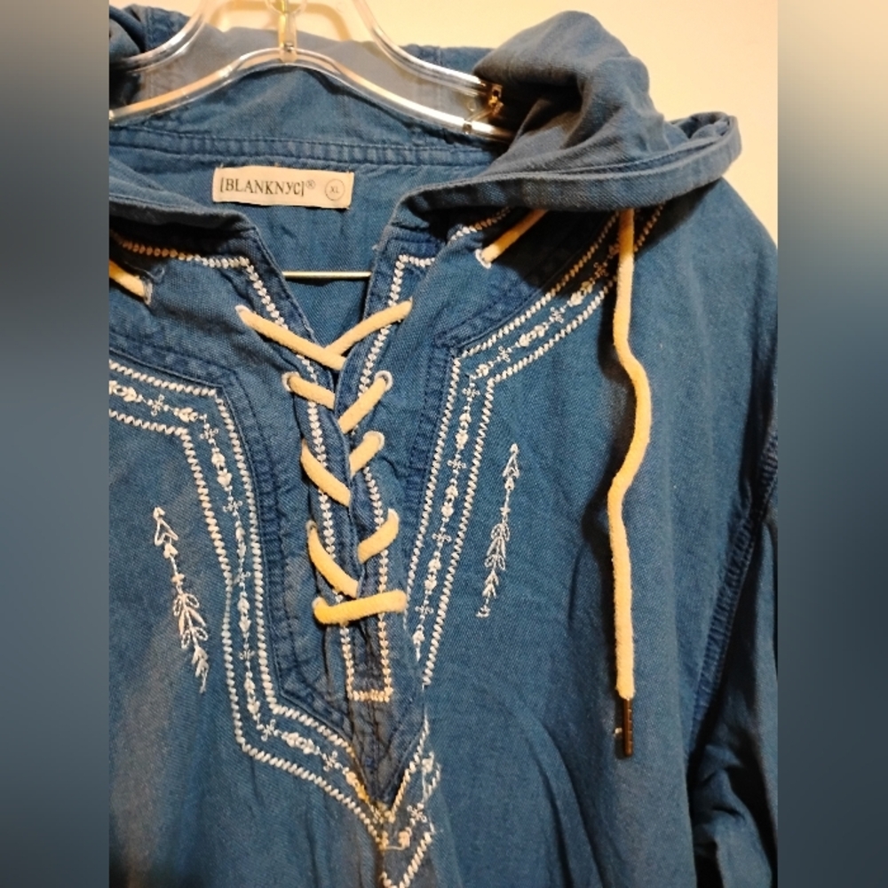 Blue Hooded Lace-Up Top BLANKNYC (R) WOMEN'S XL Embroidery Corded Pocket Cotton - Picture 8 of 11